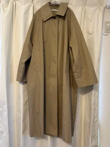 R'IAM 볼륨 트렌치코트