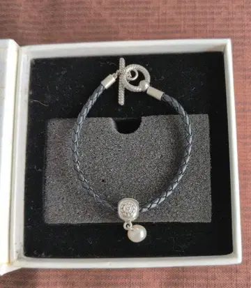 판도라 PANDORA 가죽 팔찌 & 펄 클립 정품 새상품급