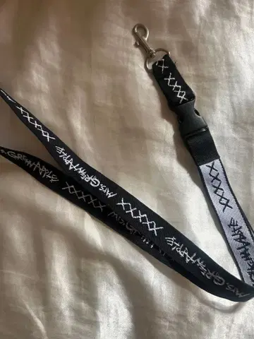 미세스 그린애플 젠진미도와 프로테스트 넥스트랩