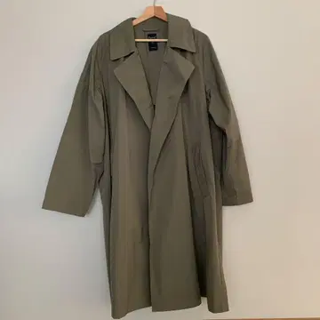 Orcival 올리브 그린 트렌치코트 사이즈 5
