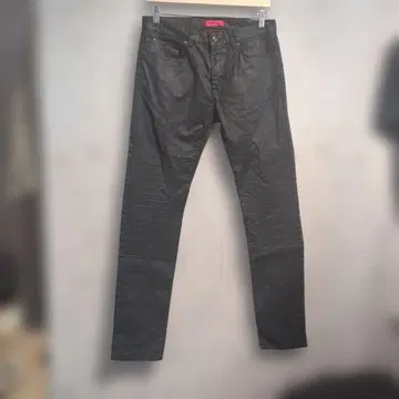 HUGO BOSS 바이커 스키니 데님 블랙 코팅
