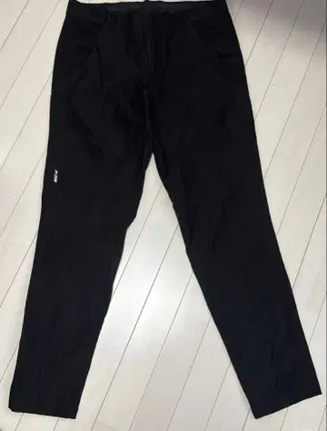 데상트 골프 팬츠