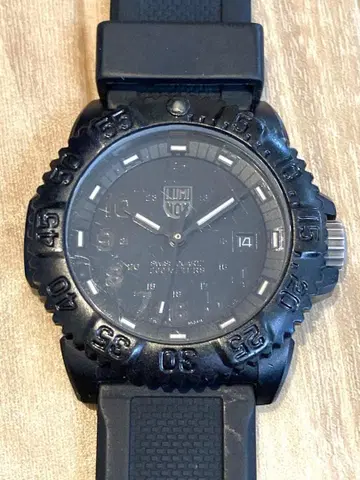 루미녹스 블랙아웃(3050/3950) 고무 벨트 작동품