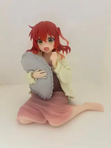 봇치 더 록! 키타 이쿠요 룸웨어 피규어