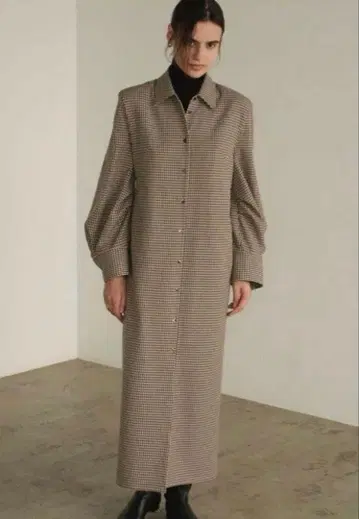 클라네 POWERSHOULDER 체크 셔츠 원피스