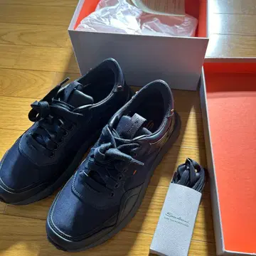 산토니 스니커즈 네이비