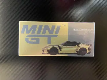 MINI GT Nissan Z Velisida FFZ400