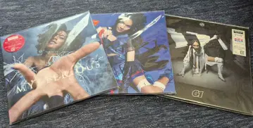 여왕벌 싱글 초회 생산 한정판 3종 세트