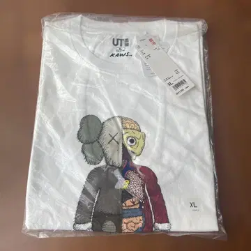 유니클로 x KAWS 해부도 디자인 T셔츠 XL