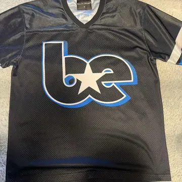 BILLIE EILISH 블랙 V넥 T셔츠 M