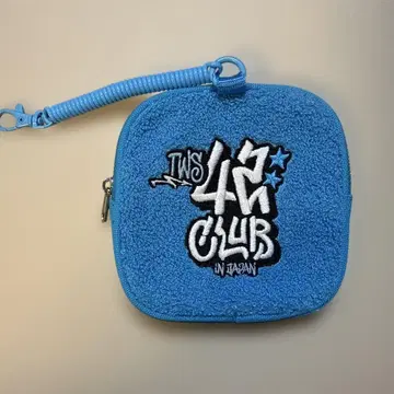 TWS 42CLUB IN JAPAN POUCH