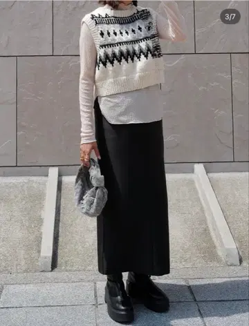 machatt 더치스 새틴 스커트 아이보리 38 사이즈 택 포함 새상품