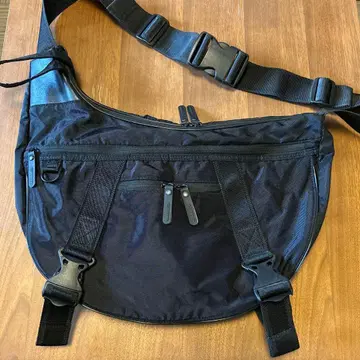 [ 새상품급 ] 오니츠카타이거 나일론 숄더백