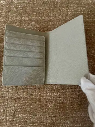 미사용 새상품 PANDORA 여권 케이스 카드 케이스 가죽 박스 포함