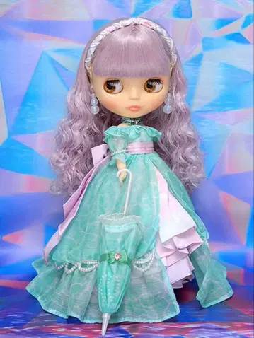 브라이스 오로라 안피트리테 아웃핏