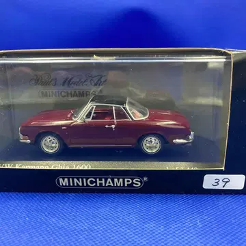 MINICHAMPS 430 050222 VW Karmann Ghia