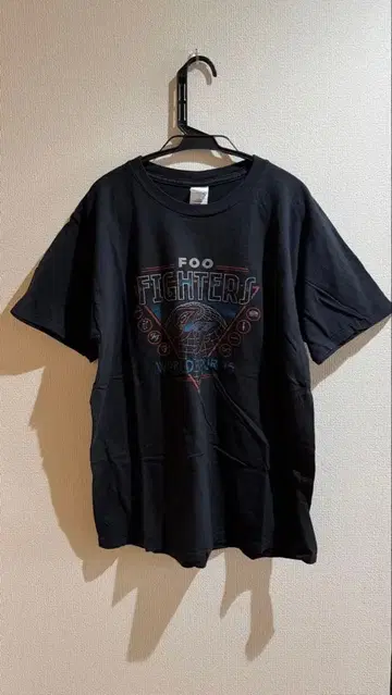Foo Fighters 2015 밴딩 티셔츠 ( L 사이즈 )