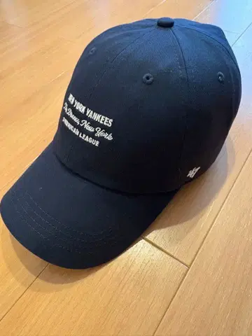[ 거의 새상품 ] 포티세븐 뉴욕 양키스 캡 네이비