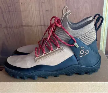 VIVOBAREFOOT MAGNA LITE WR SG (W) 40 사이즈