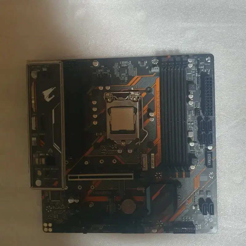i5 9600kf (고장)b365m aorus (고장)