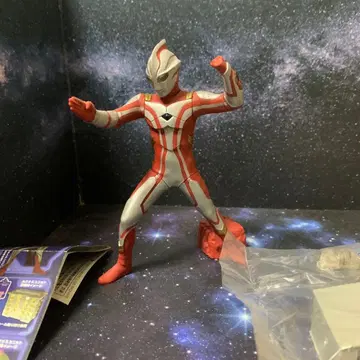 궁극의 루미너스 울트라맨 메비우스