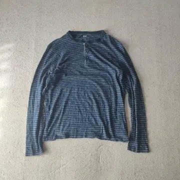 GAP 헨리넥 보더 롱 슬리브 T셔츠 인디고