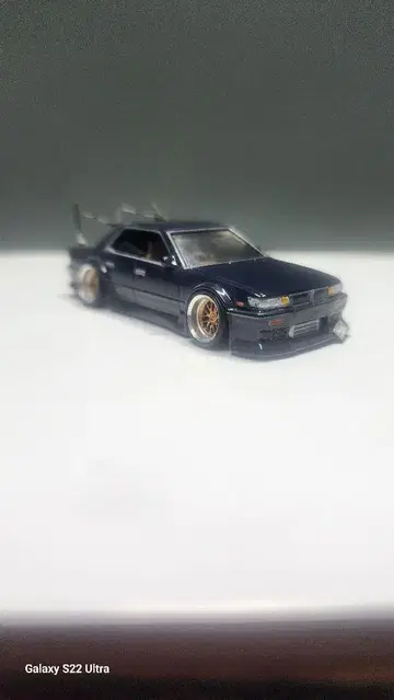 핫휠 닛산 로렐 개조~! 로다운~! BBS 깊은 림~!