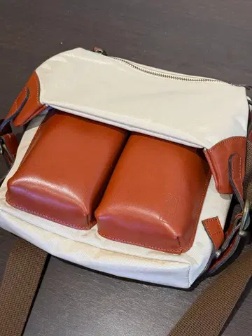 캔버스 가죽 숄더백