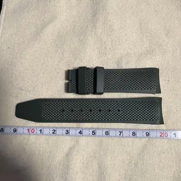 IWC 포르투기저 러버 벨트 다크 그린
