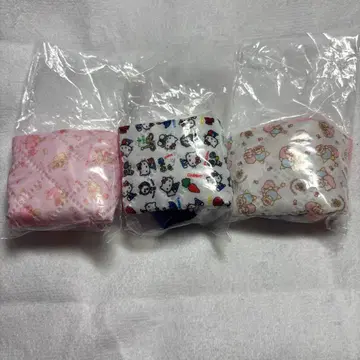 레트로 레슨백 키링 헬로키티 마론크림 키키라라