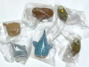 카와사키 세이지의 나무 조각 동물 마스코트 피규어 3종 중 6개