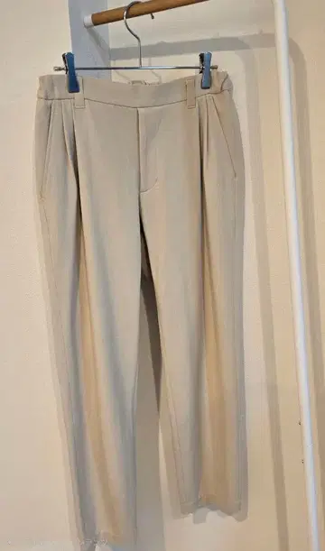 유나이티드 도쿄 아웃 라스트 2턱 슬랙스