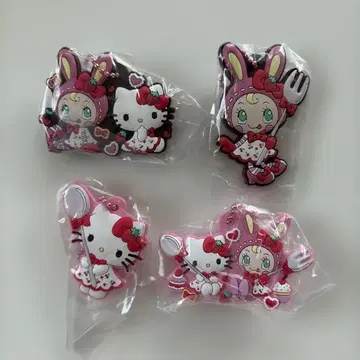 메조피아노X헬로키티 캡슐러버 마스코트 4개 세트