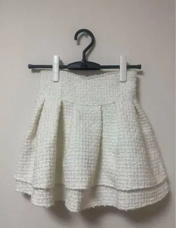 미셸 마카롱 슬림 레그 화이트 트위드 스커트 S