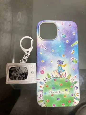 미세스 그린애플 iPhone 케이스와 TV형 키링 세트 + 덤 포함