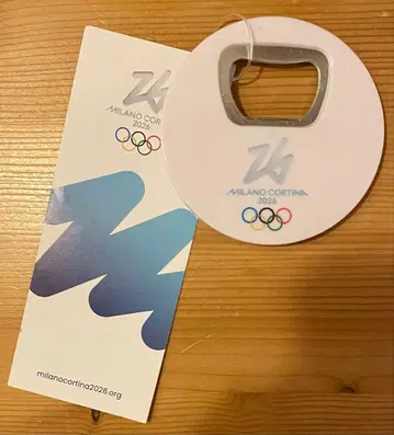 밀라노 코르티나 패럴림픽 마그넷 부착형 병따개