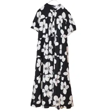 M~L 모노톤 꽃무늬 티어드 롱 원피스 여성용/블랙