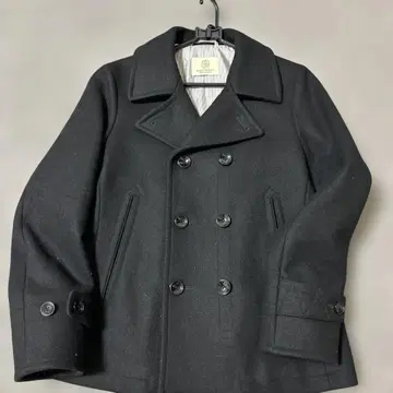 BEAUTY & YOUTH 블랙 피코트 S