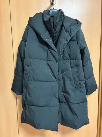 아메호리 후드 부착 다운 코트