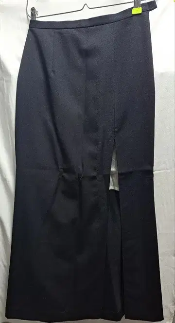 앨리스 아우아아 슬릿 타이트 스커트