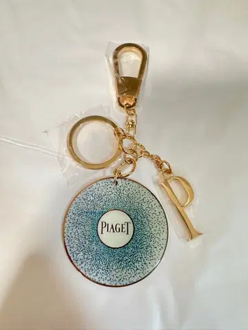 Piaget 에나멜 키링 피아제 미사용 새상품 부속물 있음