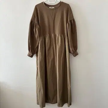 그레디 브릴리언트 AuieF 아위이 에프 원피스 카키 긴팔 롱