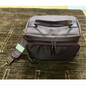 메나도 화장품 트렌치 케이스 보라색