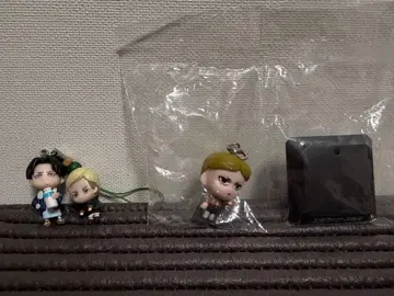 진격의 거인 키링 리바이 엘빈