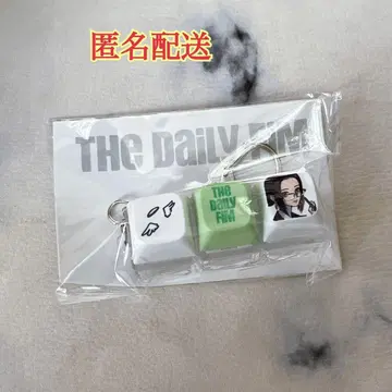 르세라핌 시그 키링 팝업 한정판 윤진