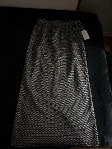 ATTENTION 롱 스커트