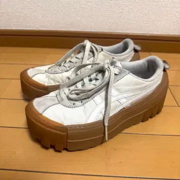 오니츠카타이거 델레게이션 청크 22.5