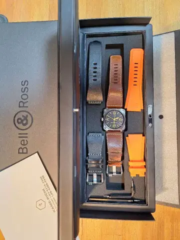 벨앤로스 Bell & Ross BR 03-92 골든 헤리티지