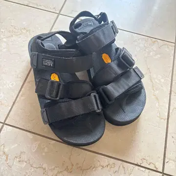 SUICOKE 스이콕 스포츠 샌들 블랙