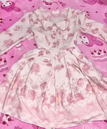 리즈리사 리즈멜로 멜로멜로 스트로베리 플라워 원피스